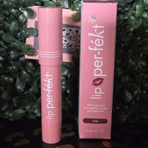 Per-Fekt LIP PER-FEKT Lip gel * VINE * NIB Perfekt